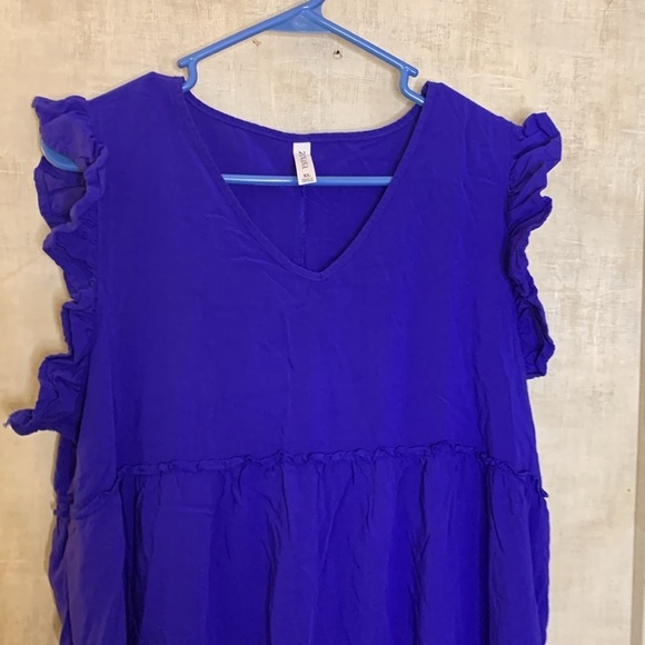Zenana women’s royal blue top size XL - Picture 2 of 5